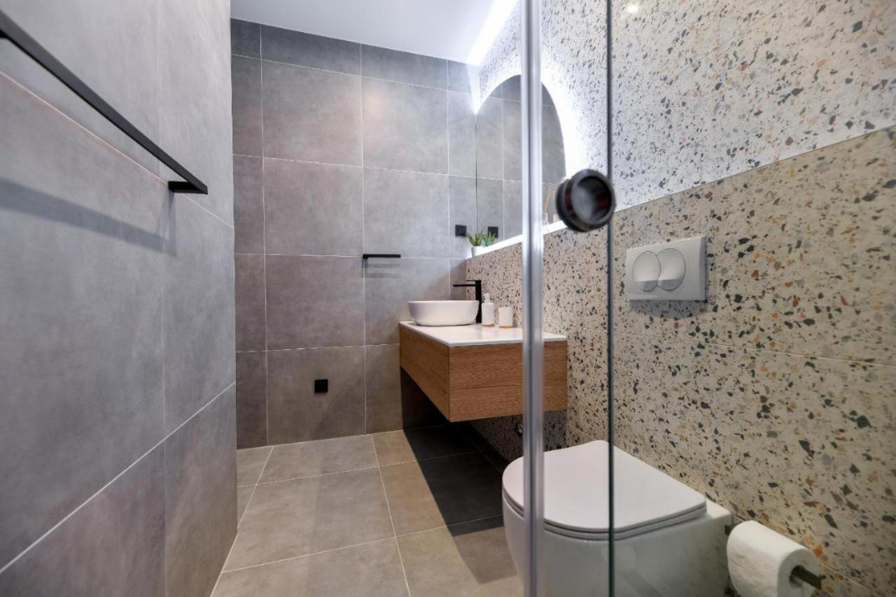 Maris Accommodation By Belmont Realty Zadar Exterior foto